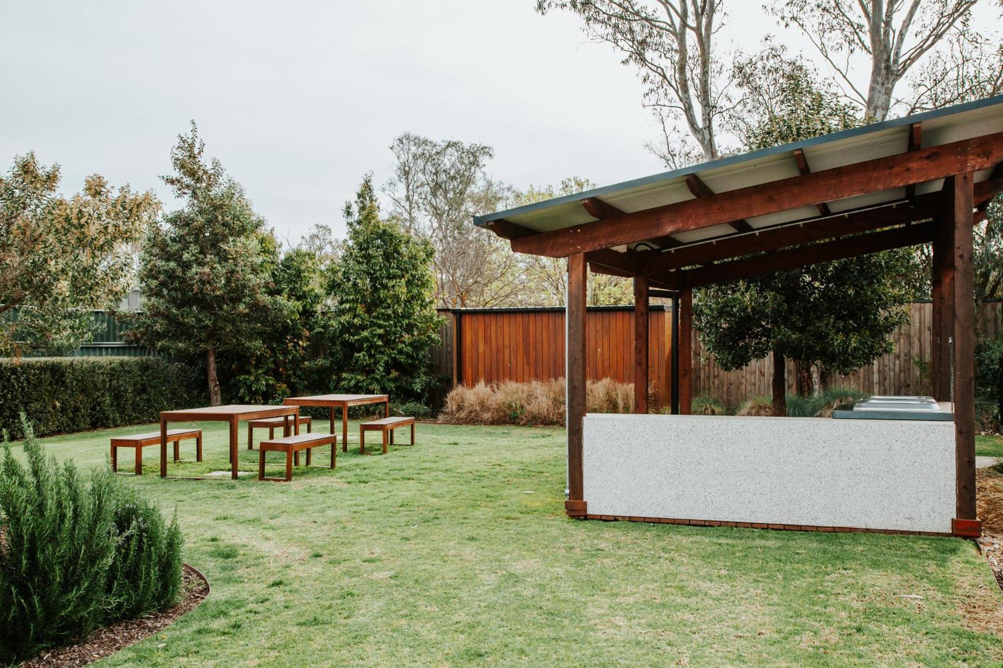 Nagambie Waterfront Motel Экстерьер фото